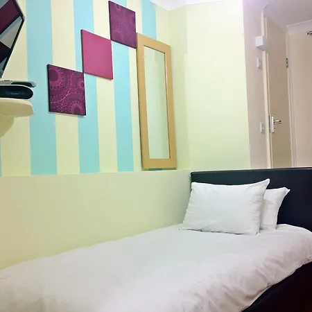 City View Hotel - Roman Road Market-2